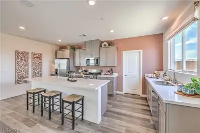 1040 Peacock Plume Street, Henderson, NV 89011 Kitchen