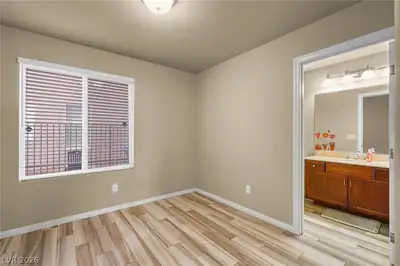 6005 Crown Palms Avenue, Las Vegas, NV 89139 Bedroom