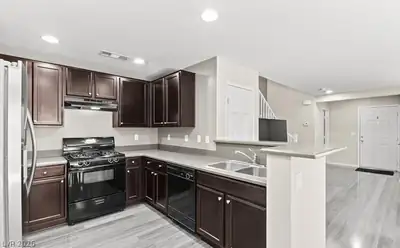 9909 Pride Dance Court, Las Vegas, NV 89178 