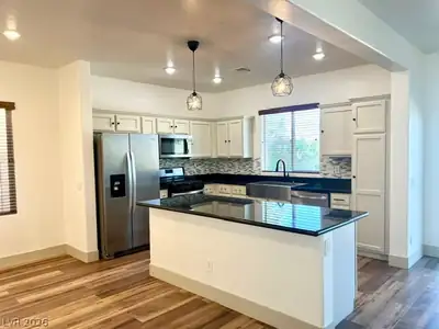 8137 Celina Hills Street, Las Vegas, NV 89131 Kitchen
