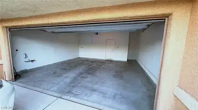 3791 Ankara Walk Drive, North Las Vegas, NV 89032 Garage