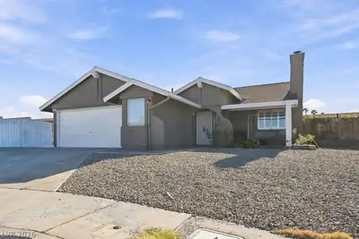 808 Lupine Court, Henderson