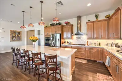 9800 Jewelflower Avenue, Las Vegas, NV 89149 Kitchen
