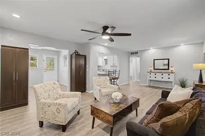 1937 Peyton Drive, Las Vegas, NV 89104 Living Room