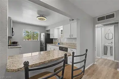 1937 Peyton Drive, Las Vegas, NV 89104 Kitchen