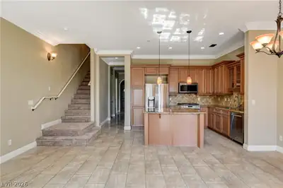 32 Via Vasari 103, Henderson, NV 89011 Kitchen