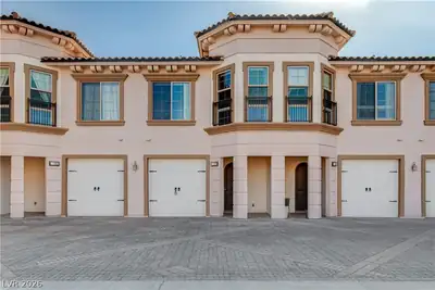 32 Via Vasari 103, Henderson