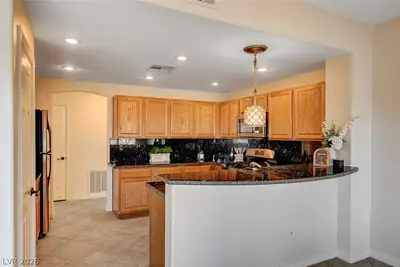 10730 Amber Ridge Drive 104, Las Vegas, NV 89144 Kitchen