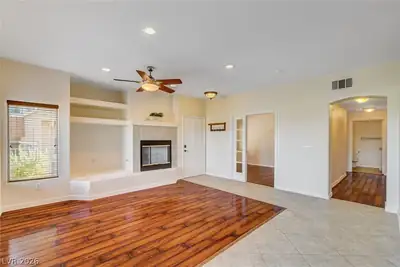 10730 Amber Ridge Drive 104, Las Vegas, NV 89144 Living Room