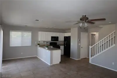 510 West Eresma Street, Henderson, NV 89015 Kitchen