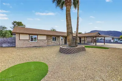281 East Kimberly Drive, Henderson, NV 89015 