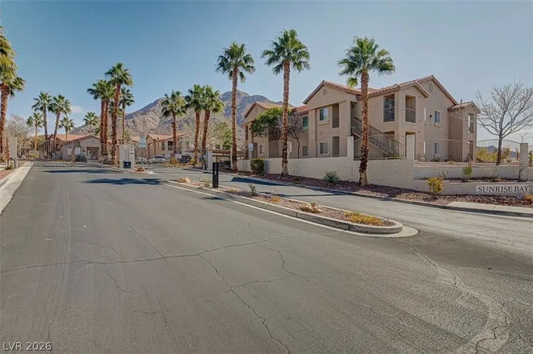 2110 Los Feliz Street 2015, Las Vegas, NV 89156