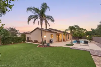 8622 Amber Autumn Street, Las Vegas, NV 89131 