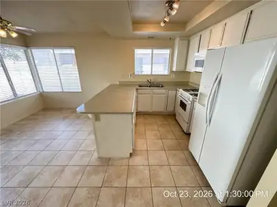 7024 Brown Derby Circle, Las Vegas, NV 89128 Kitchen