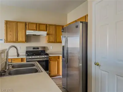 3824 Hollycroft Drive, North Las Vegas, NV 89081 Kitchen