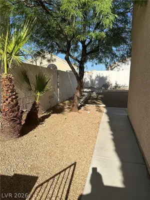 1208 Nighthawk Drive, Las Vegas, NV 89108 Yard