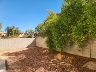 1919 Silver Crest Court, North Las Vegas, NV 89031 Yard
