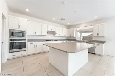 7129 Bold Rock Avenue, Las Vegas, NV 89113 