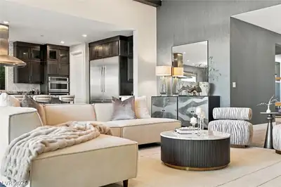 1988 Canyon Highlands Drive, Henderson, NV 89052 Living Room