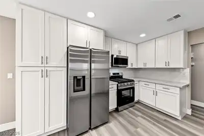 257 Buckskin Street, Henderson, NV 89074 Kitchen