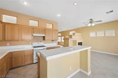 8124 Guava Nectar Avenue, Las Vegas, NV 89131 Kitchen