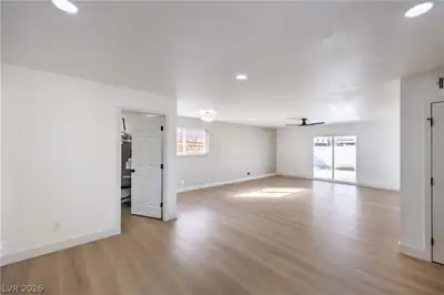 6340 Parsifal Place, Las Vegas, NV 89107 