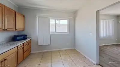 2213 Sunrise Avenue, Las Vegas, NV 89101 Kitchen