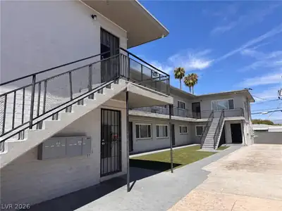 2213 Sunrise Avenue Las Vegas, NV 89101