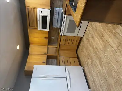 1925 North Bruce Street, North Las Vegas, NV 89030 Kitchen