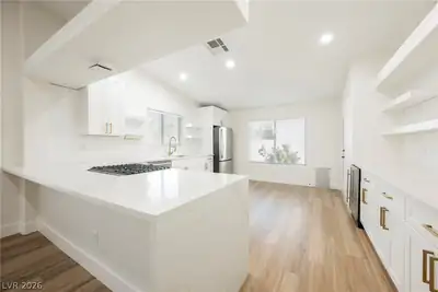 8036 Summer Harvest Avenue, Las Vegas, NV 89129 Kitchen