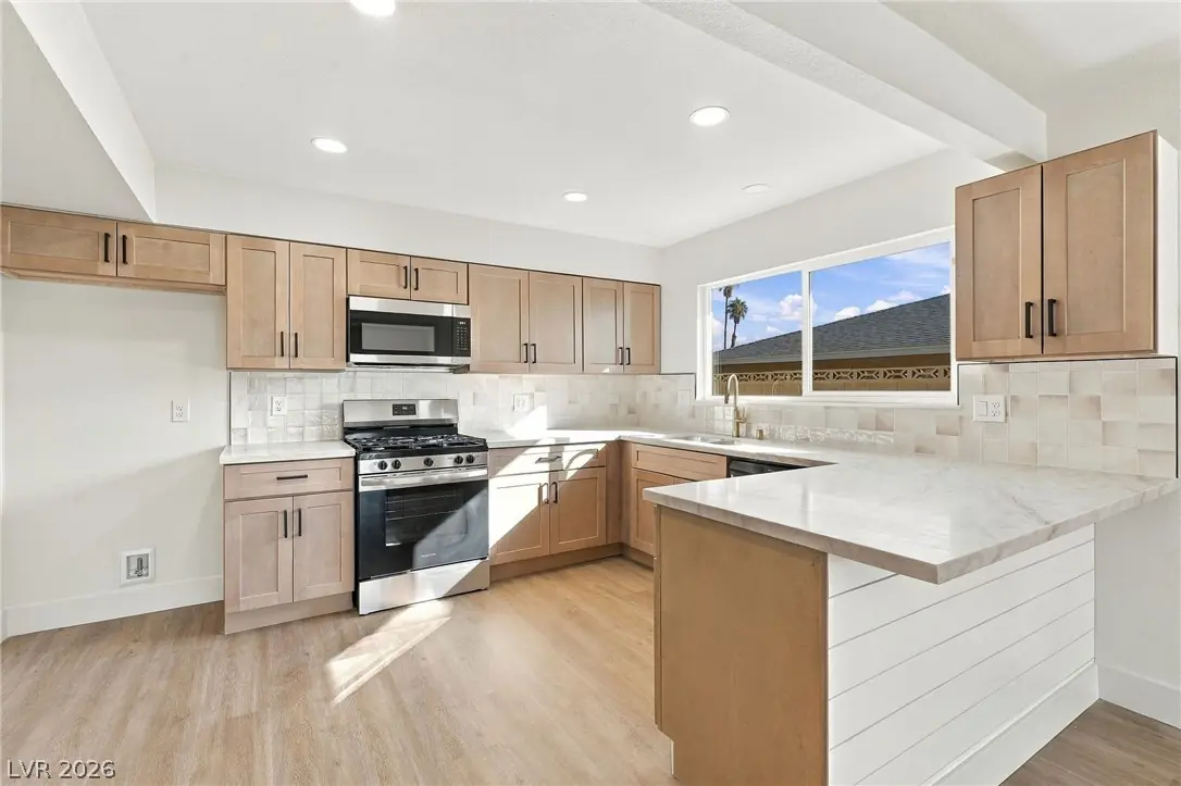 7301 Pinedale Avenue, Las Vegas, NV 89145