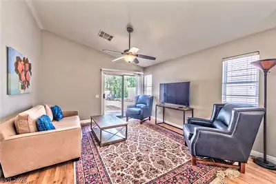 2146 Sunset Vista Avenue, Henderson, NV 89052 Living Room