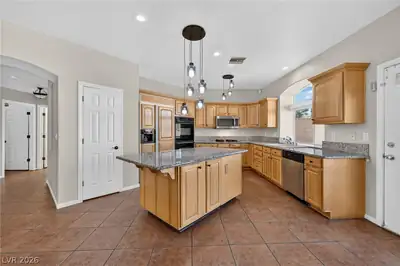 285 Maritime Street, Henderson, NV 89074 Kitchen