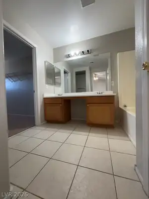 6041 CRYSTAL TALON Street, Las Vegas, NV 89130 Primary Bathroom