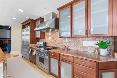 18 Cerchio Alto, Henderson, NV 89011 Kitchen