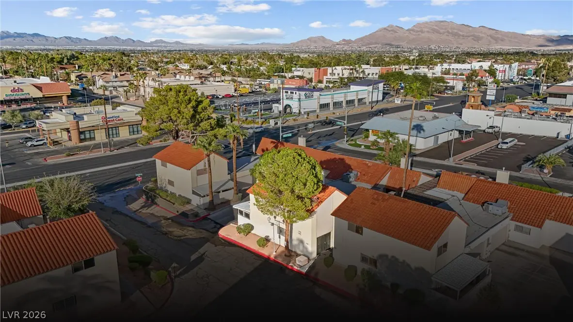 3320 Duece Street, Las Vegas, NV 89121