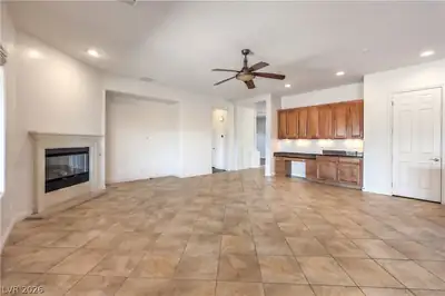 8655 KILLIANS GREENS Drive, Las Vegas, NV 89131 Living Room