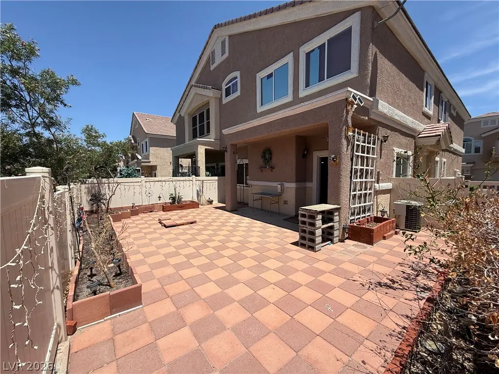 1085 Elation Lane 3, Henderson, NV 89002