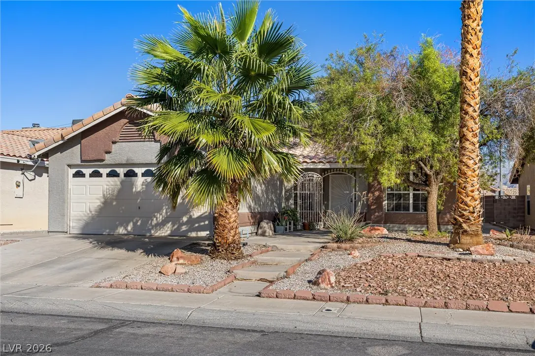 2116 Twisted Oak Avenue, North Las Vegas, NV 89032