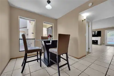 6633 Crosstimber Court, Las Vegas, NV 89108 Dining Area