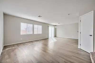 5346 Black Eyed Susan Court, North Las Vegas, NV 89031 Living Room