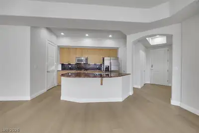 26 East Serene Avenue 402, Las Vegas, NV 89123 Kitchen