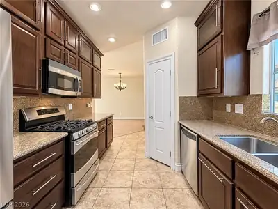 1110 Tuscan Sky Lane 2, Henderson, NV 89002 