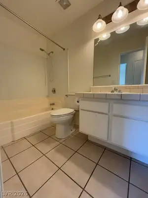 2722 Kline Circle 1, Las Vegas, NV 89121 Bathroom