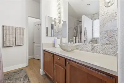 504 Fork Mesa Court, Henderson, NV 89015 Primary Bathroom