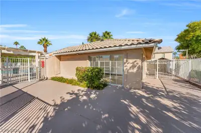7817 Wind Drift Road, Las Vegas, NV 89149 Patio