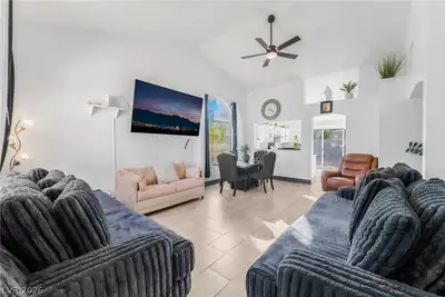 7817 Wind Drift Road, Las Vegas, NV 89149 Living Room