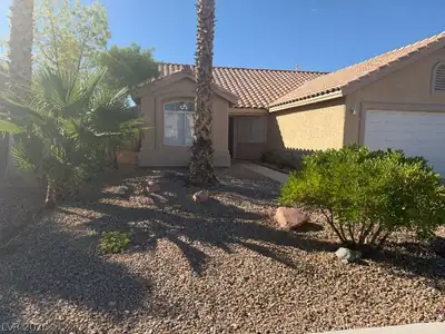 6441 Mountain Mesa Avenue, Las Vegas, NV 89156 Front of Structure