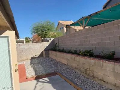 6441 Mountain Mesa Avenue, Las Vegas, NV 89156 Yard