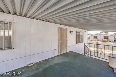 3350 Isle Royale Drive, Las Vegas, NV 89122 